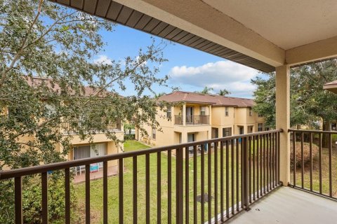 Townhouse in Davenport, Florida 4 bedrooms, 172.43 sq.m. № 2238831 - photo 18