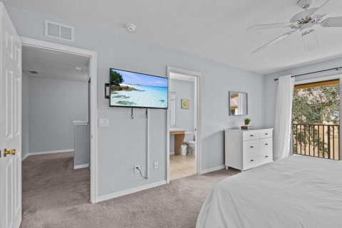 Townhouse in Davenport, Florida 4 bedrooms, 172.43 sq.m. № 2238831 - photo 29