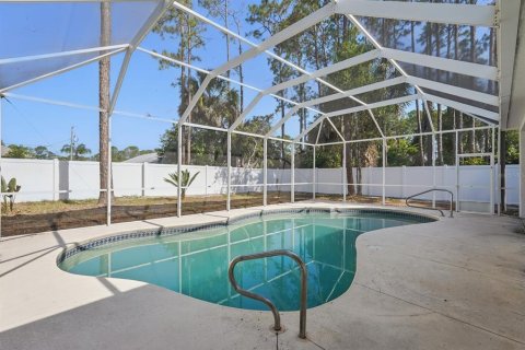 House in Palm Coast, Florida 3 bedrooms, 178.74 sq.m. № 1747775 - photo 17