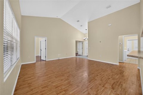 Купить виллу или дом в Даннеллон, Флорида 10 комнат, 150.78м2, № 2425543 - фото 3