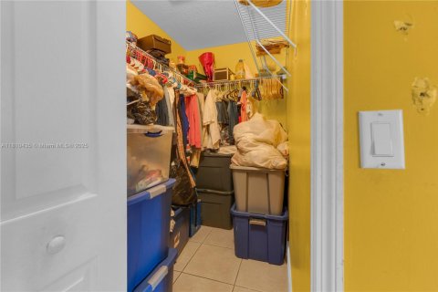 Casa en venta en North Miami, Florida, 3 dormitorios, 143.44 m2 № 1752610 - foto 19