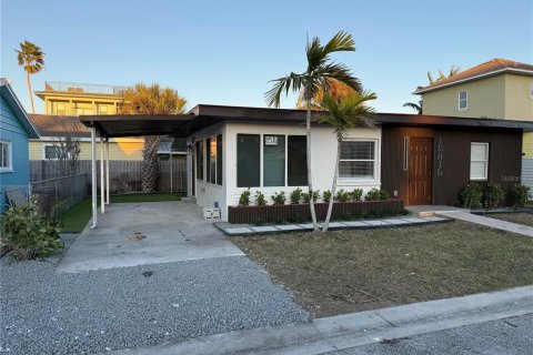 Villa ou maison à Redington Shores, Floride 2 chambres, 81.29 m2 № 2123462