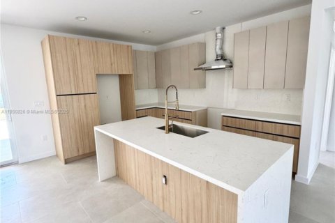 Villa ou maison à vendre à Miami-Dade, Floride: 3 chambres, 218.97 m2 № 1854751 - photo 5