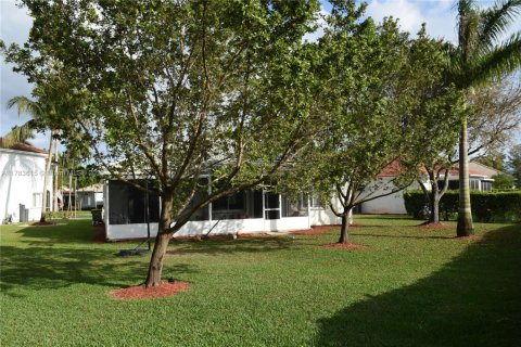 Купить виллу или дом в Хомстед, Флорида 3 спальни, 146.14м2, № 1941572 - фото 7