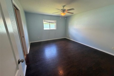 House in North Port, Florida 3 bedrooms, 137.68 sq.m. № 2378006 - photo 11