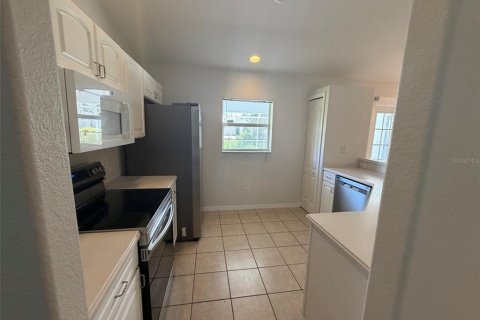 House in North Port, Florida 3 bedrooms, 137.68 sq.m. № 2378006 - photo 5