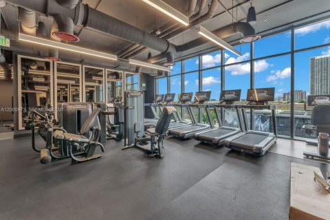 Снять в аренду кондоминиум в Майами, Флорида № 2065299 - фото 9