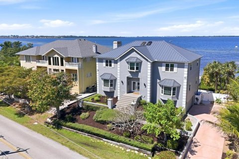 Casa en Bradenton, Florida 4 dormitorios, 525.27 m2 № 2151754
