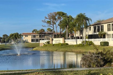 Condominio en Bradenton, Florida, 2 dormitorios  № 2304377