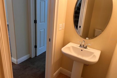 Townhouse in Palm Harbor, Florida 3 bedrooms, 205.78 sq.m. № 1900368 - photo 11