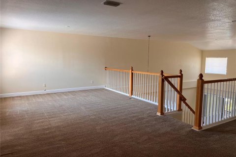 Townhouse in Palm Harbor, Florida 3 bedrooms, 205.78 sq.m. № 1900368 - photo 23