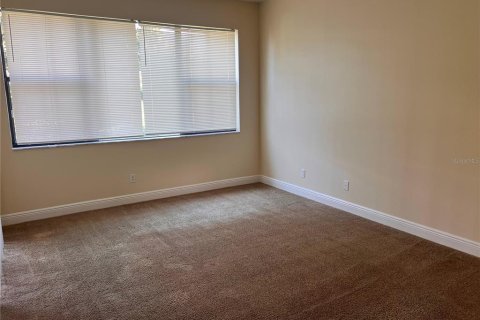 Townhouse in Palm Harbor, Florida 3 bedrooms, 205.78 sq.m. № 1900368 - photo 12