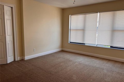 Townhouse in Palm Harbor, Florida 3 bedrooms, 205.78 sq.m. № 1900368 - photo 24