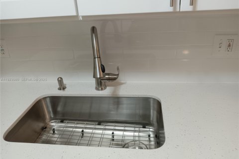 Appartement à louer à Fort Lauderdale, Floride: 1 chambre, 242.66 m2 № 1976967 - photo 18