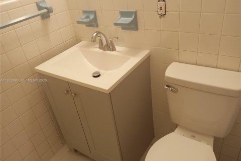 Appartement à louer à Fort Lauderdale, Floride: 1 chambre, 242.66 m2 № 1976967 - photo 13