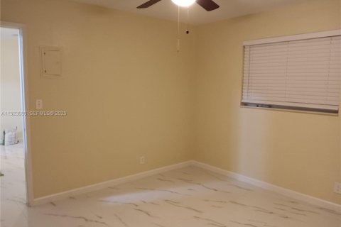 Appartement à louer à Fort Lauderdale, Floride: 1 chambre, 242.66 m2 № 1976967 - photo 9