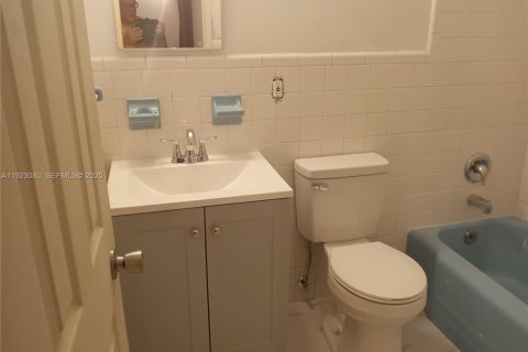 Appartement à louer à Fort Lauderdale, Floride: 1 chambre, 242.66 m2 № 1976967 - photo 7