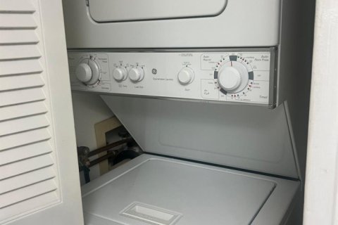 Купить кондоминиум в Коконат Крик, Флорида 3 комнаты, 79.99м2, № 2172922 - фото 9