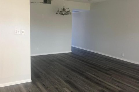 Купить кондоминиум в Коконат Крик, Флорида 3 комнаты, 79.99м2, № 2172922 - фото 2