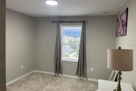 Casa en venta en Kissimmee, Florida, 5 dormitorios, 284 m2 № 2324065 - foto 25