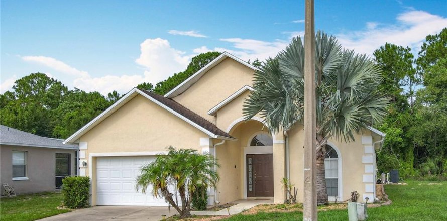 House in Davenport, Florida 4 bedrooms, 165.37 sq.m. № 1769302
