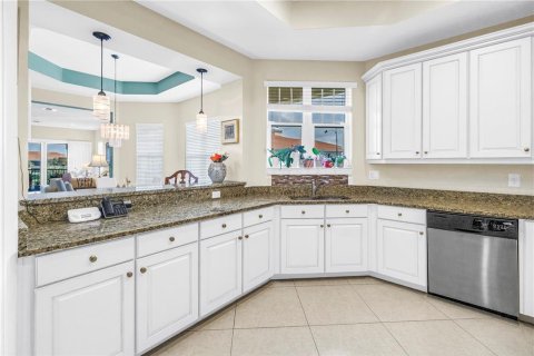 Купить кондоминиум в Сент-Питерсберг, Флорида 5 комнат, 226.4м2, № 2112440 - фото 8