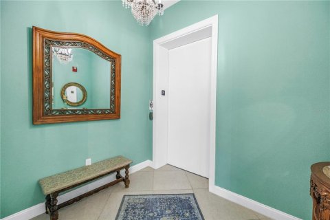 Купить кондоминиум в Сент-Питерсберг, Флорида 5 комнат, 226.4м2, № 2112440 - фото 4