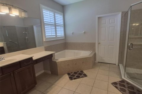 House in Orlando, Florida 5 bedrooms, 315.22 sq.m. № 2236430 - photo 13