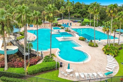 House in Orlando, Florida 5 bedrooms, 315.22 sq.m. № 2236430 - photo 5