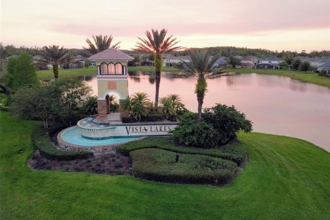 House in Orlando, Florida 5 bedrooms, 315.22 sq.m. № 2236430 - photo 29