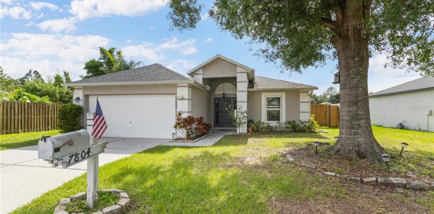 House in Lakeland, Florida 3 bedrooms, 153.1 sq.m. № 1826126