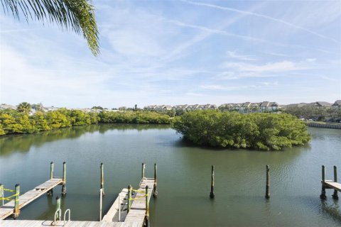Condo in Tampa, Florida, 2 bedrooms  № 2148556 - photo 4