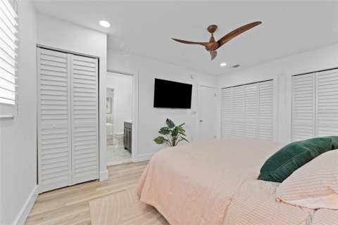 Condo in Tampa, Florida, 2 bedrooms  № 2148556 - photo 17