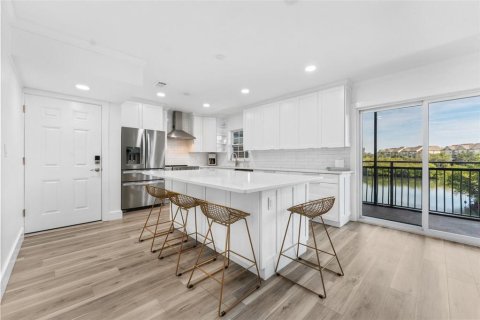 Condo in Tampa, Florida, 2 bedrooms  № 2148556 - photo 3