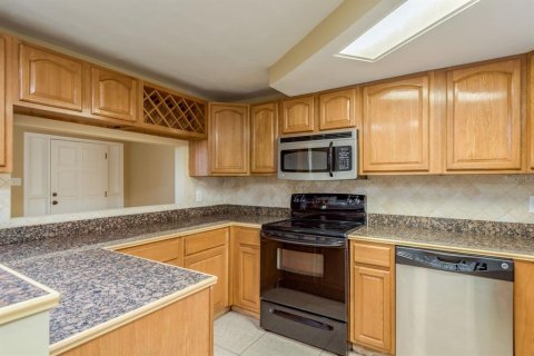 House in Holiday, Florida 3 bedrooms, 124.49 sq.m. № 1904106 - photo 7