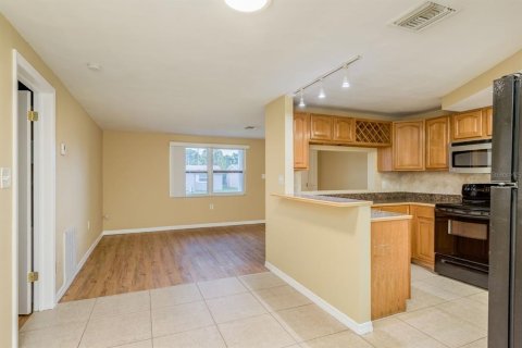 House in Holiday, Florida 3 bedrooms, 124.49 sq.m. № 1904106 - photo 6