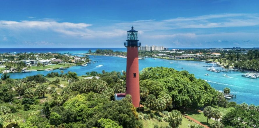 Townhouse in Jupiter, Florida 3 bedrooms, 154.12 sq.m. № 888578