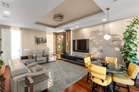 Купить кондоминиум в Сарасота, Флорида 11 комнат, 368.08м2, № 2136728 - фото 20