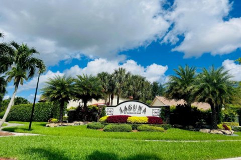 Casa en alquiler en Boca Raton, Florida, 4 dormitorios, 221.01 m2 № 1016151 - foto 1