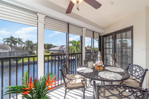 Condo in Cape Coral, Florida, 2 bedrooms № 2198831