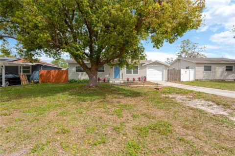 House in Saint Petersburg, Florida 3 bedrooms, 69.31 sq.m. № 1593606 - photo 25