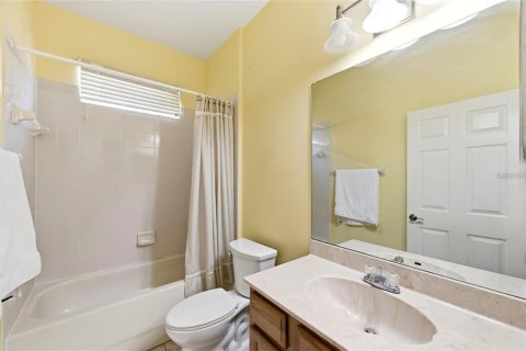 Villa ou maison à louer à Wesley Chapel, Floride: 5 chambres, 262.45 m2 № 2285324 - photo 30