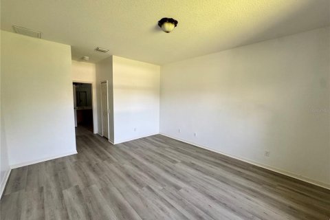 Villa ou maison à louer à Wesley Chapel, Floride: 5 chambres, 262.45 m2 № 2285324 - photo 19
