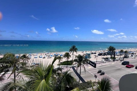 Copropriété à vendre à Fort Lauderdale, Floride: 1 chambre, 91.97 m2 № 2048213 - photo 12