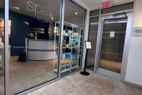 Copropriété à vendre à Fort Lauderdale, Floride: 1 chambre, 91.97 m2 № 2048213 - photo 10