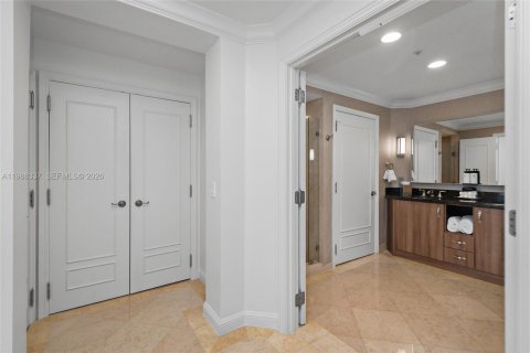 Купить кондоминиум в Форт-Лодердейл, Флорида 1 спальня, 91.97м2, № 2048213 - фото 14