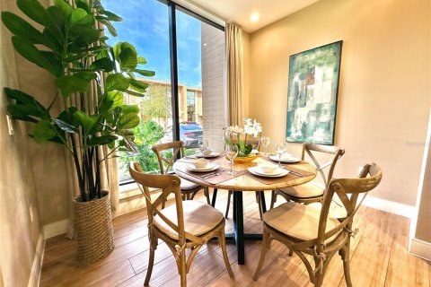 Adosado en venta en Kissimmee, Florida, 4 dormitorios, 218.88 m2 № 2347801 - foto 12