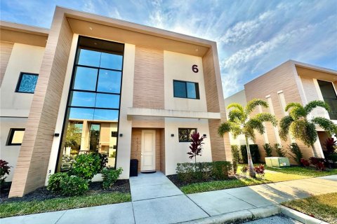 Adosado en venta en Kissimmee, Florida, 4 dormitorios, 218.88 m2 № 2347801 - foto 5