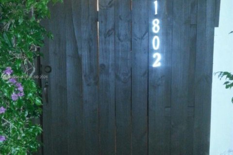 Кондоминиум с 2 спальнями в Палм Спрингс, Флорида № 2004961