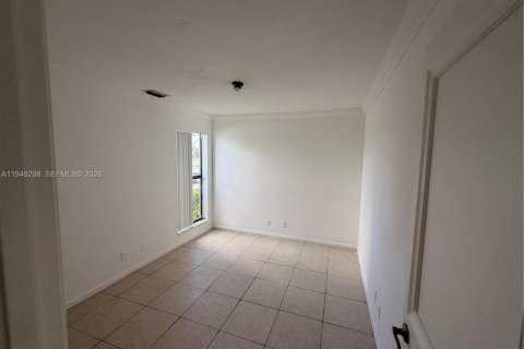 Copropriété à louer à Palm Springs, Floride: 2 chambres, 88.35 m2 № 2004961 - photo 22